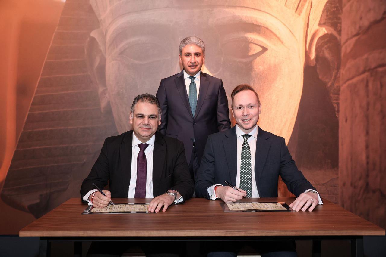 وزير السياحة