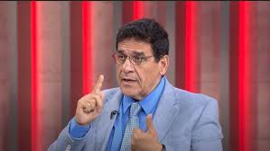 أستاذ بالناتو