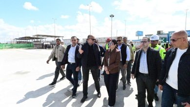 وزيرة الاسكان