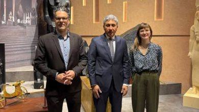 وزير السياحة والآثار