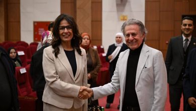 وزيرة الثقافة