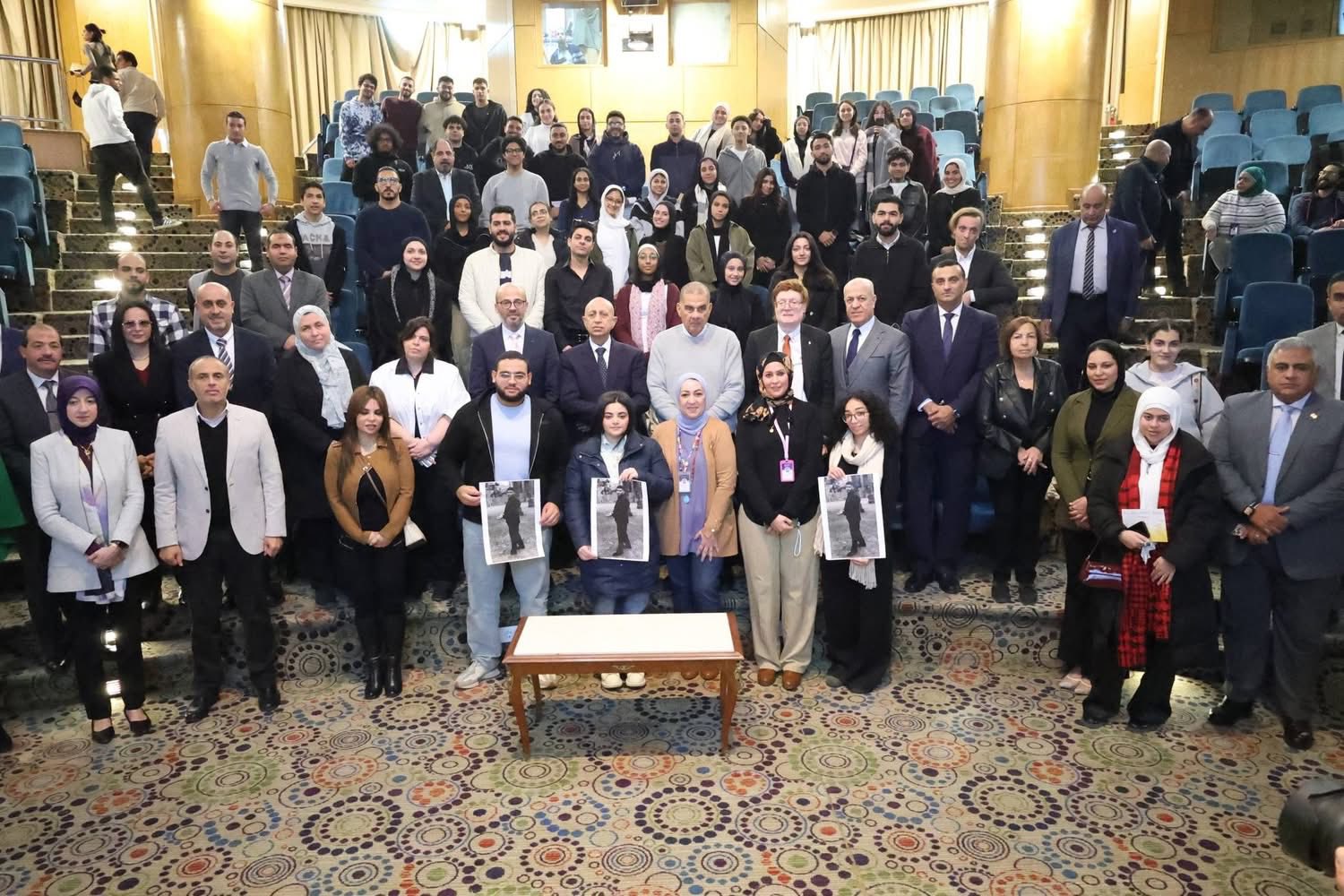 الاكاديمية العربية