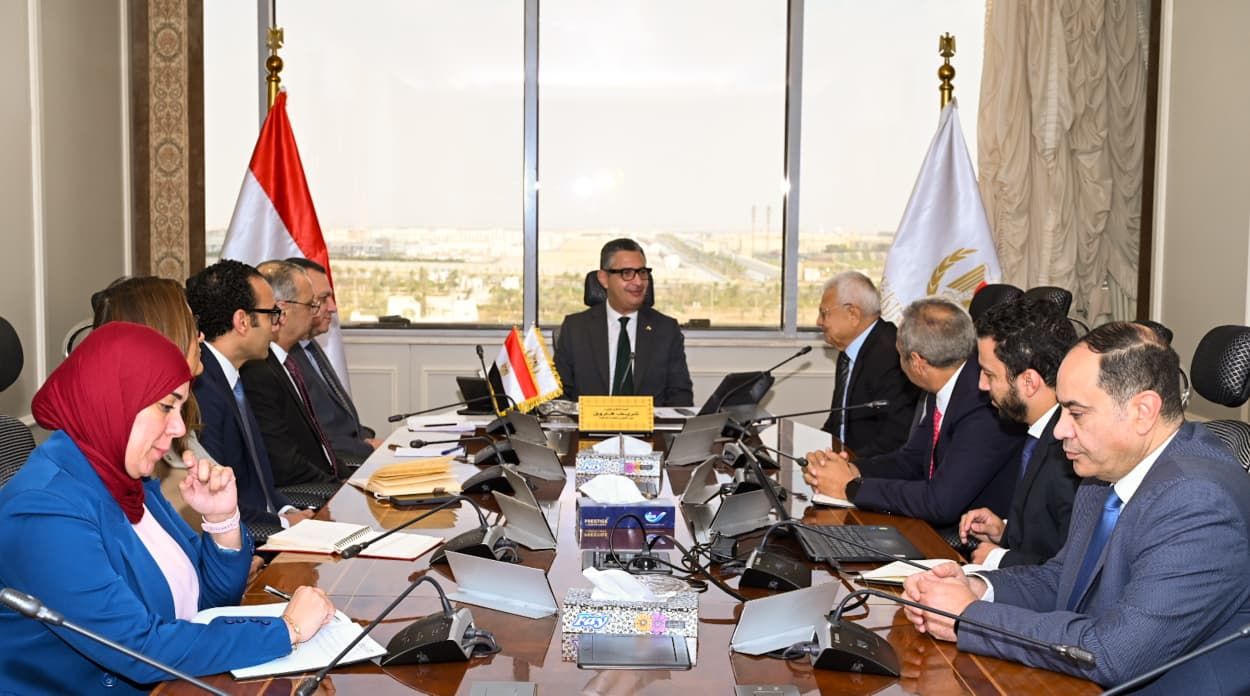 وزير التموين