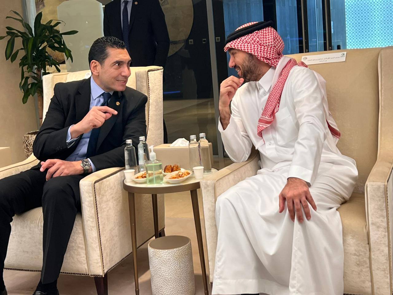 وزير الشباب والرياضة