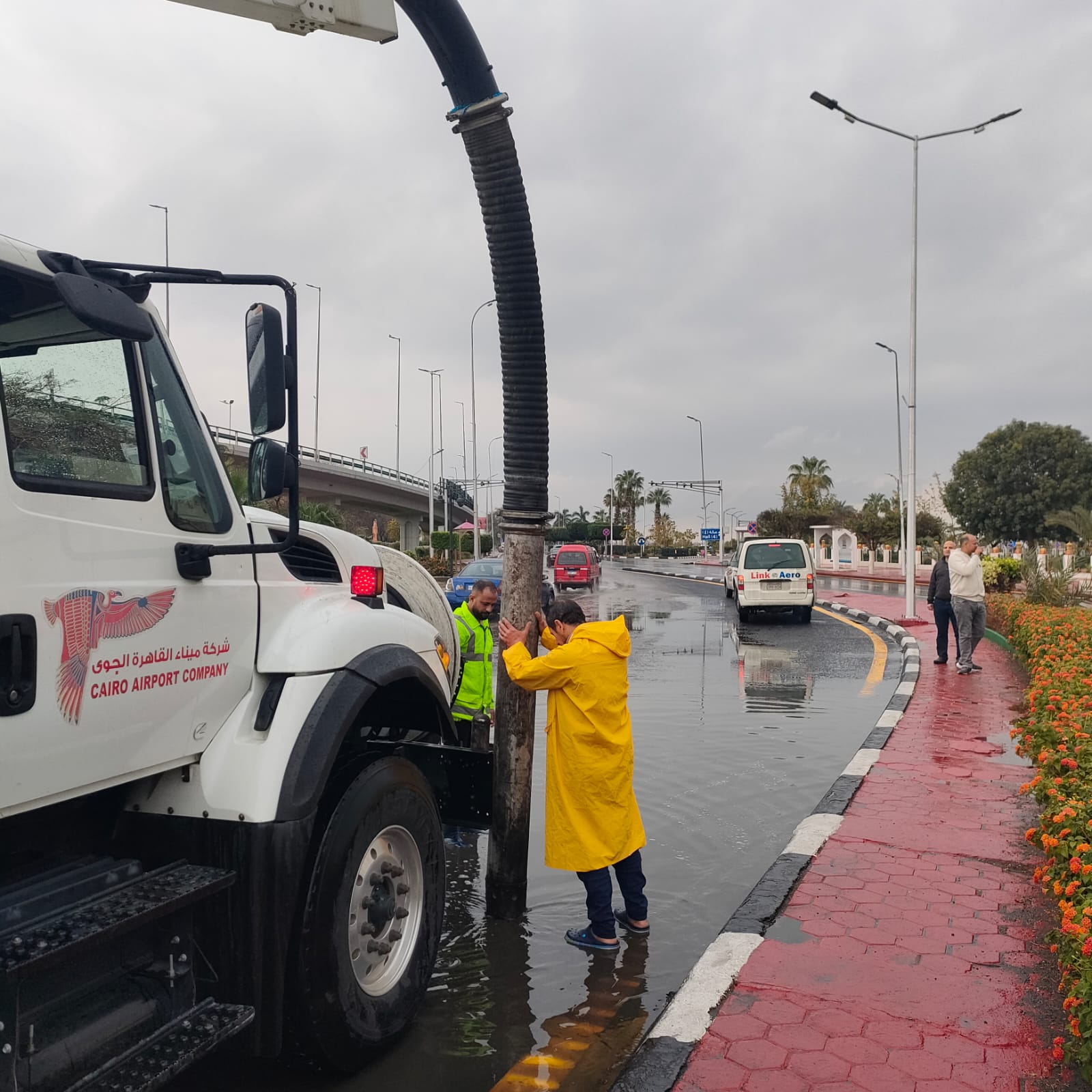 مطار القاهرة