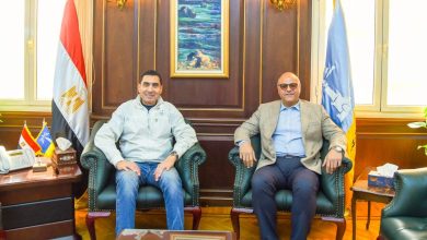 وزير الشباب والرياضة