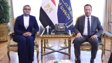 وزير الاتصالات